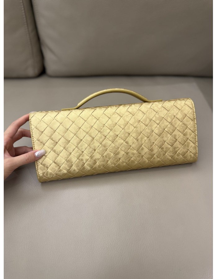 Andiamo Clutch BOTTEGA VENETA
