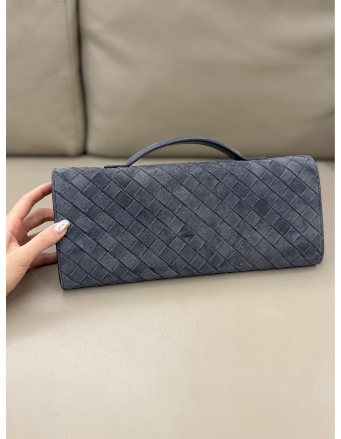 Andiamo Clutch BOTTEGA VENETA
