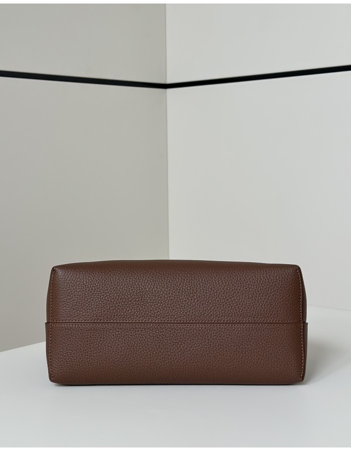 By The Way Soft Medium FENDI