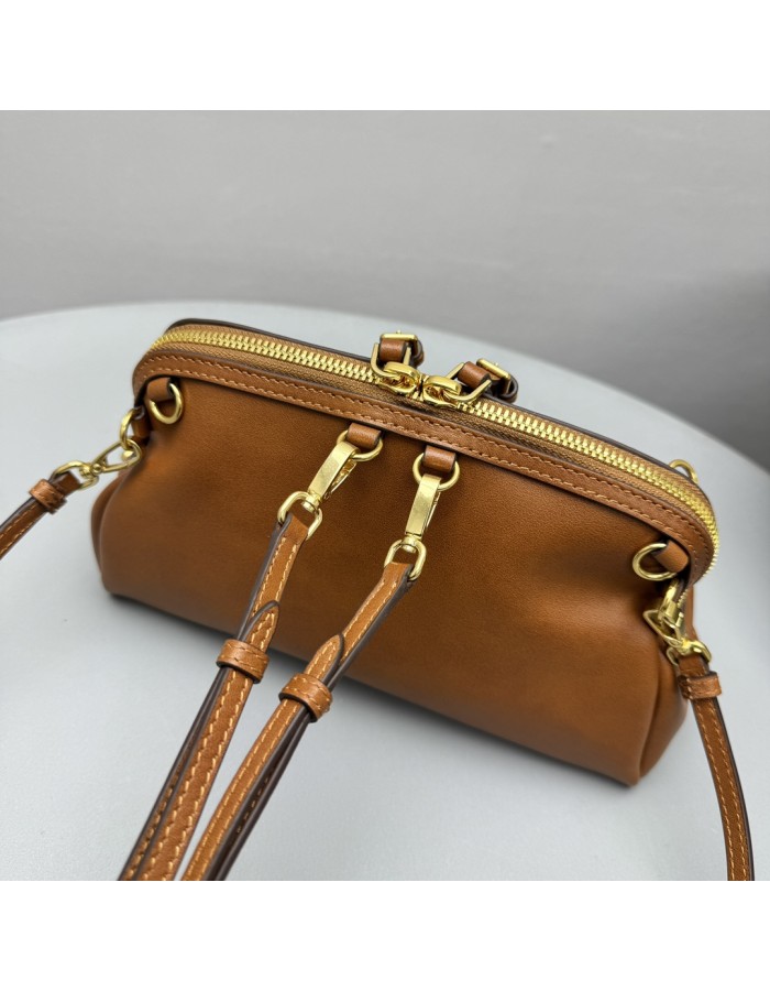 Pochette Caprice in pelle MIUMIU