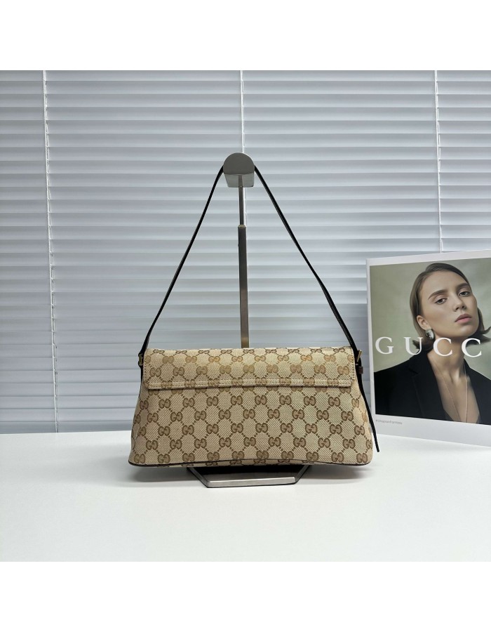 Borsa a spalla Madison misura media GUCCI