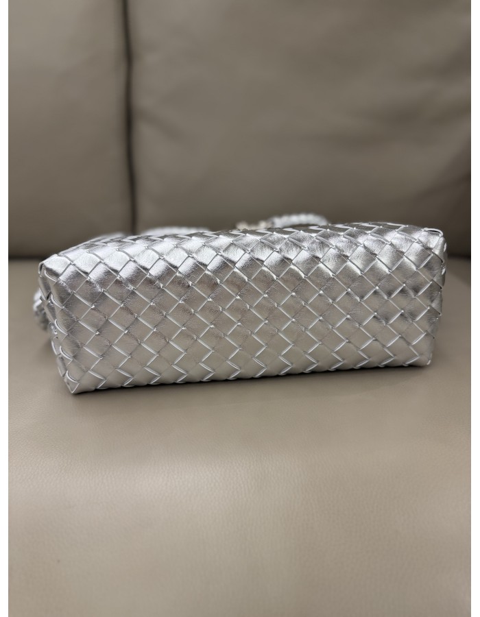 Andiamo BOTTEGA VENETA