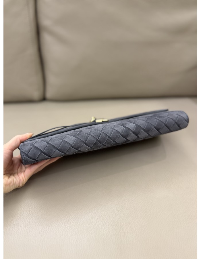 Andiamo Clutch BOTTEGA VENETA