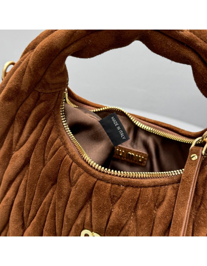Borsa Wander in pelle scamosciata MIUMIU