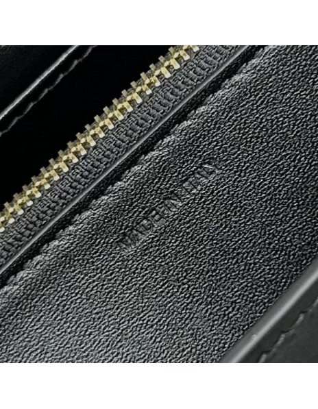 BORSA TRIOMPHE PICCOLA CON CATENA CELINE