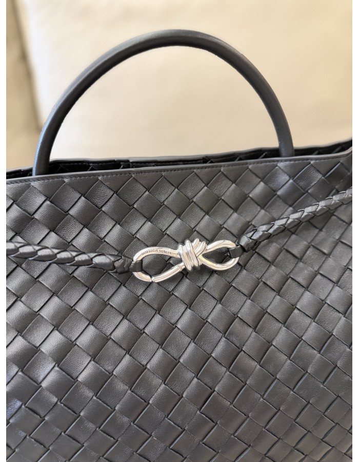 Andiamo grande BOTTEGA VENETA