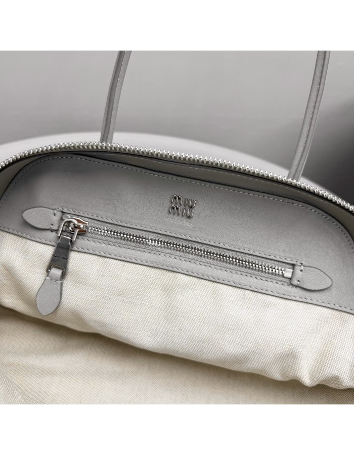 Borsa Vivant in nappa MIUMIU
