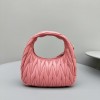 Borsa Wander in nappa matelassé MIUMIU