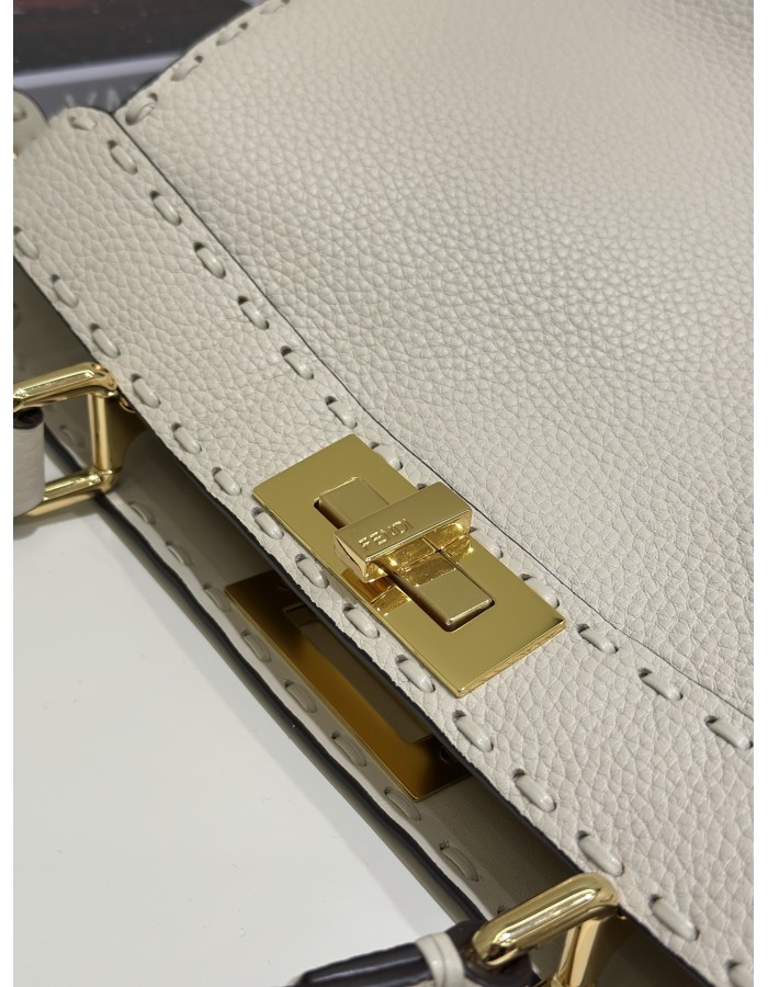 PEEKABOO MEDIUM FENDI