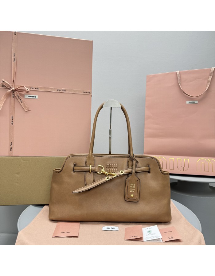 Borsa Aventure in nappa MIUMIU