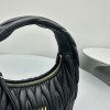 Borsa Wander in nappa matelassé MIUMIU