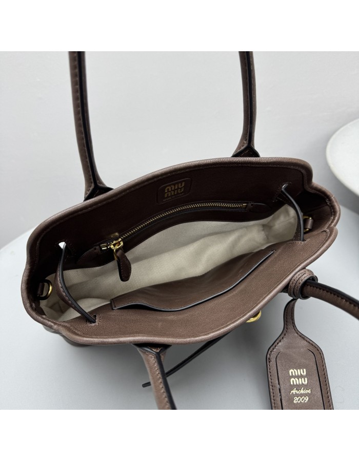 Borsa Aventure in nappa MIUMIU