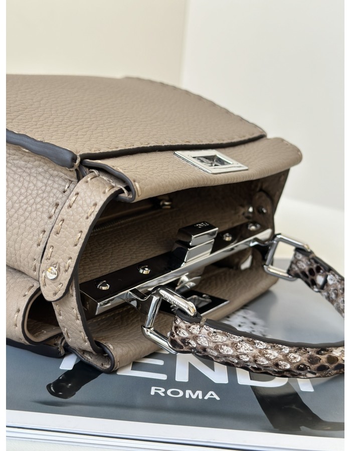 Peekaboo Mini FENDI