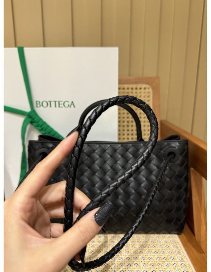 Andiamo East-West BOTTEGA VENETA