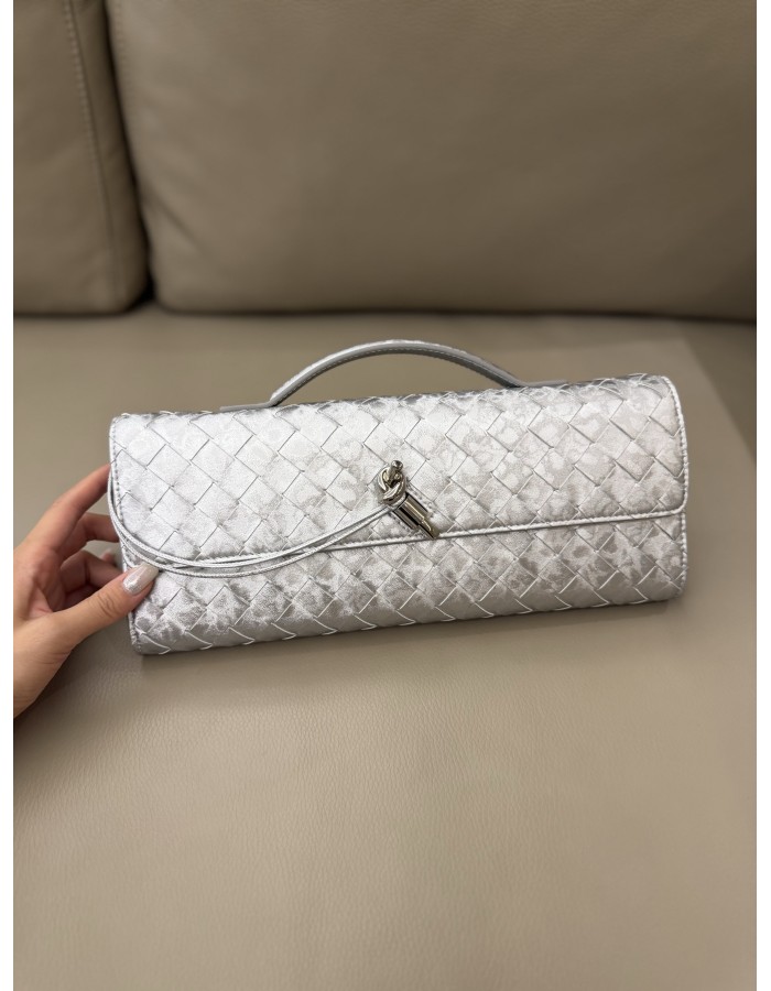 Andiamo Clutch BOTTEGA VENETA