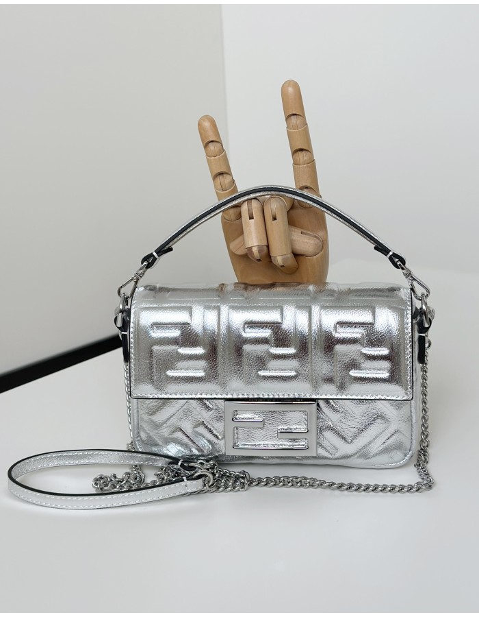 Baguette Mini FENDI