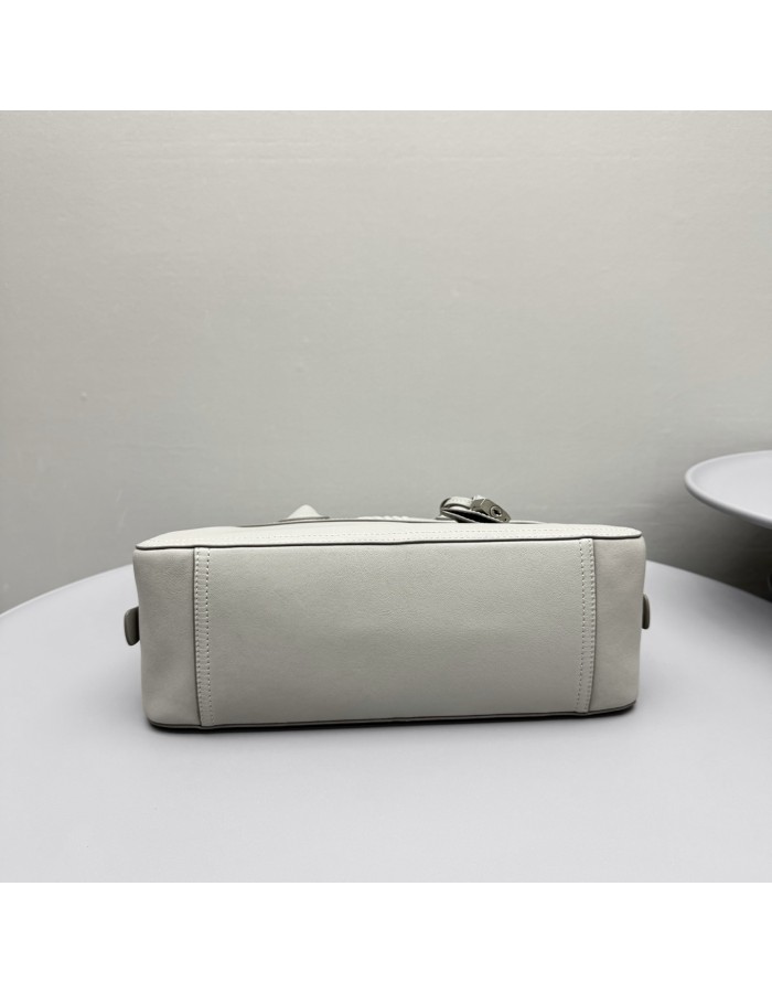 Borsa Vivant in nappa MIUMIU