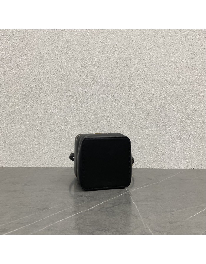 CUBE IN MORBIDA PELLE DI VITELLO CELINE
