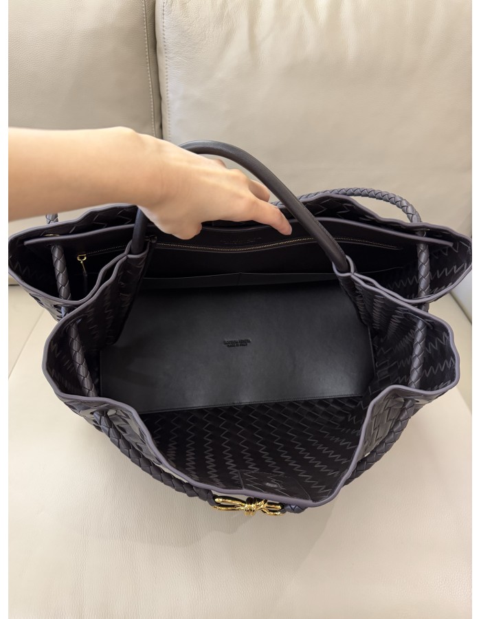 Andiamo grande BOTTEGA VENETA