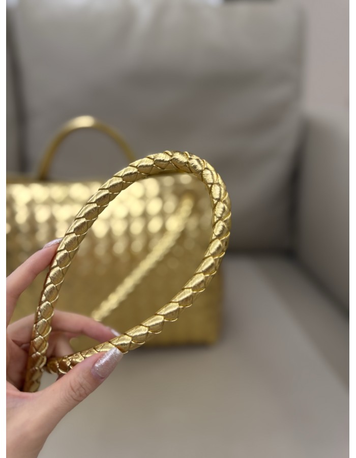Andiamo BOTTEGA VENETA