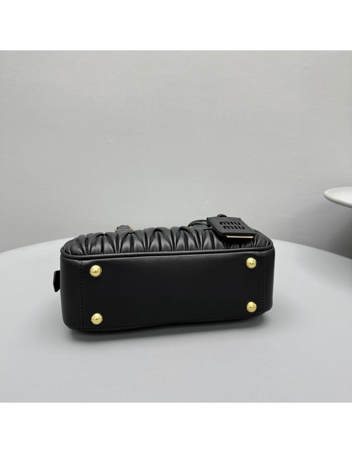 Borsa Arcadie in nappa matelassé MIUMIU