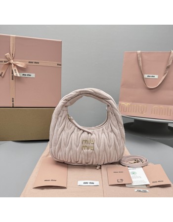 Borsa Wander in pelle scamosciata MIUMIU