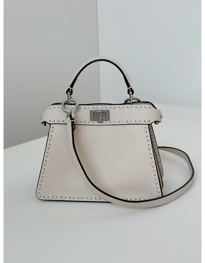 Peekaboo ISeeU Petite FENDI