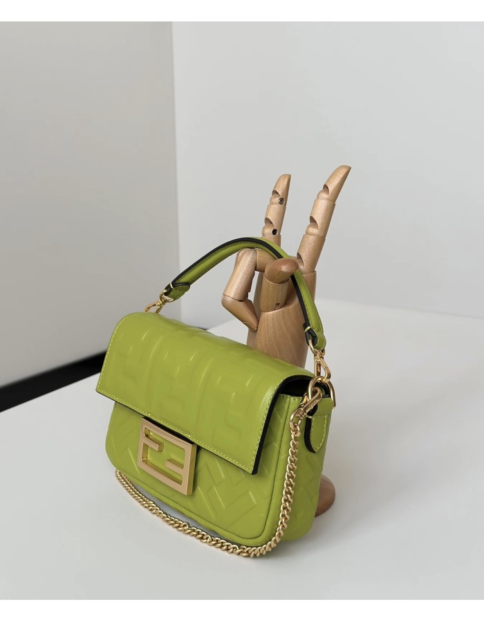 Baguette Mini FENDI