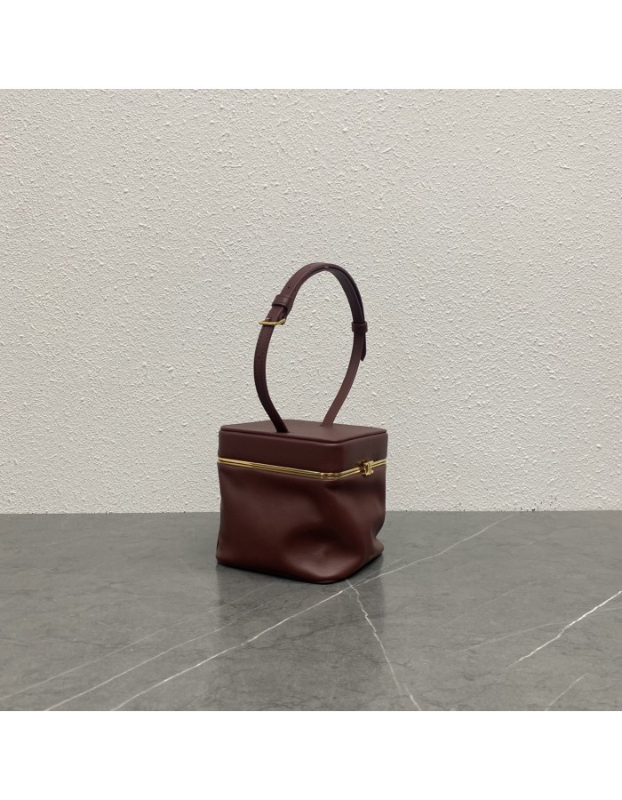 CUBE IN MORBIDA PELLE DI VITELLO CELINE