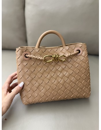 Andiamo piccola BOTTEGA VENETA