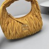 Borsa Wander in pelle scamosciata MIUMIU