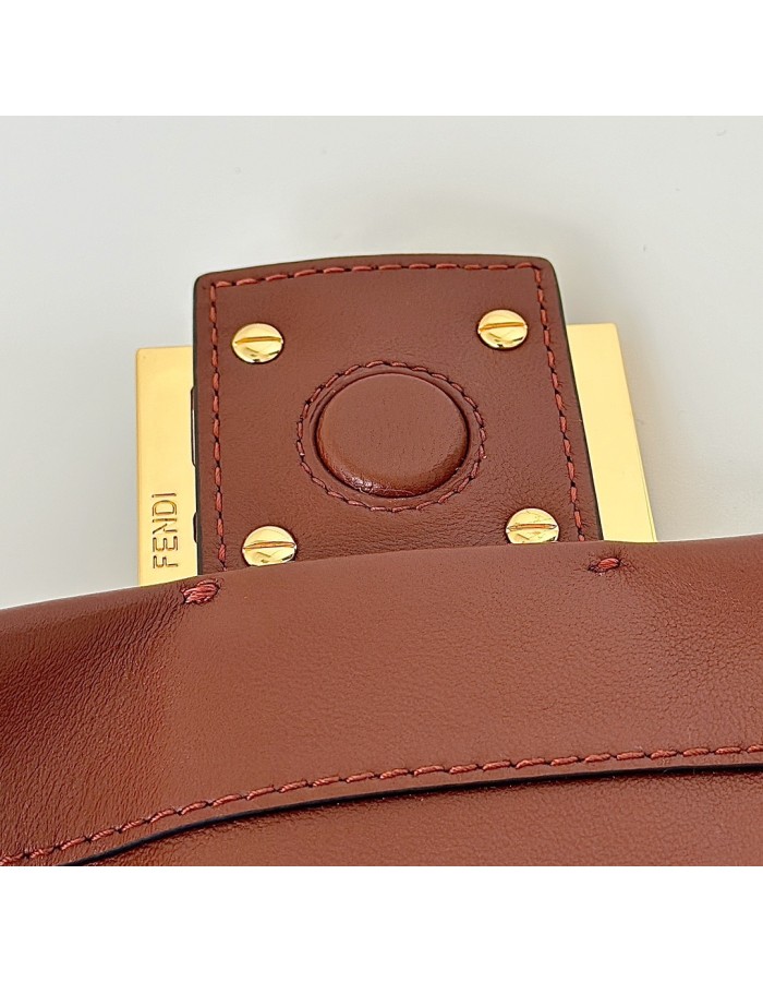 Baguette Soft Medium FENDI