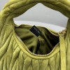 Borsa Wander in pelle scamosciata MIUMIU