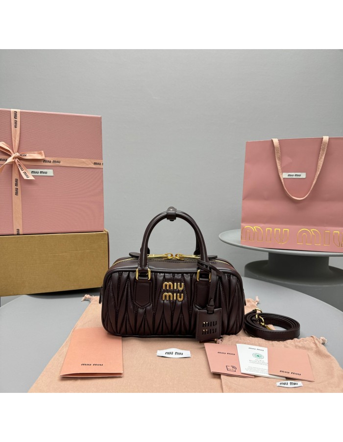 Borsa Arcadie in nappa matelassé MIUMIU