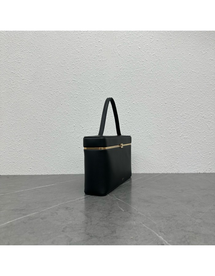 RECTANGLE IN MORBIDA PELLE DI VITELLO CELINE