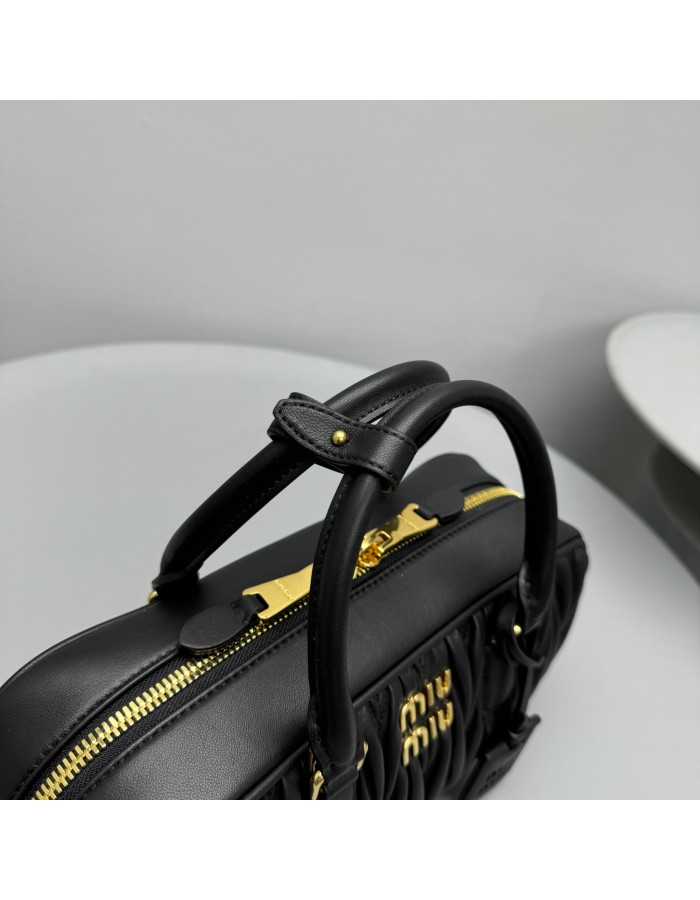 Borsa Arcadie in nappa matelassé MIUMIU