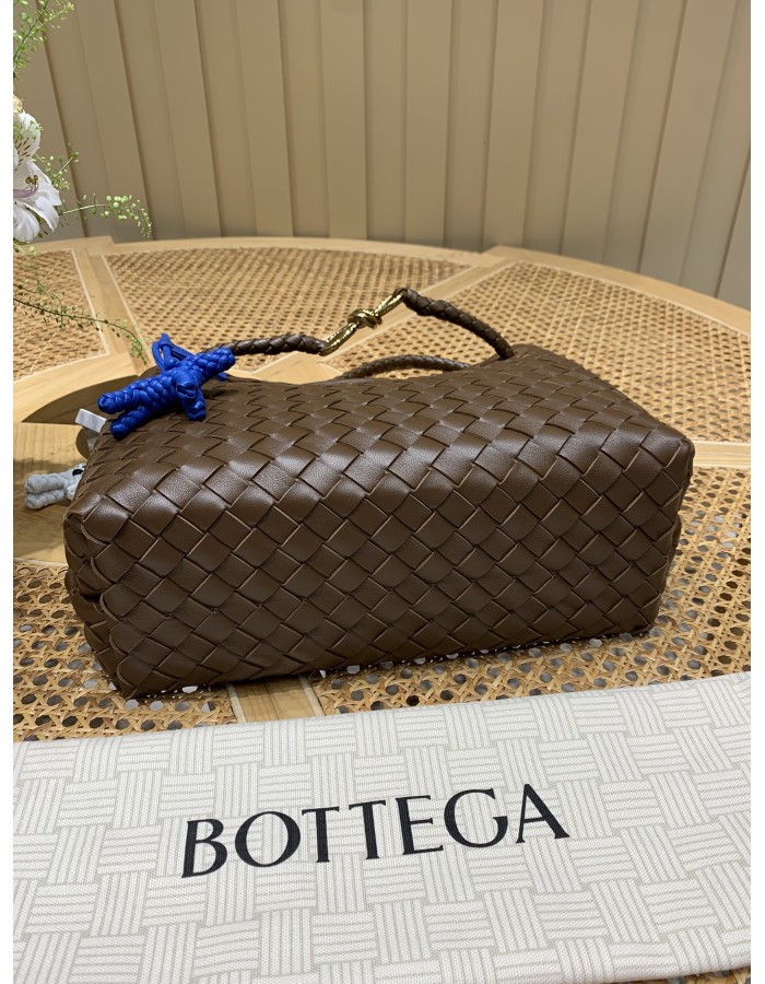 Andiamo BOTTEGA VENETA