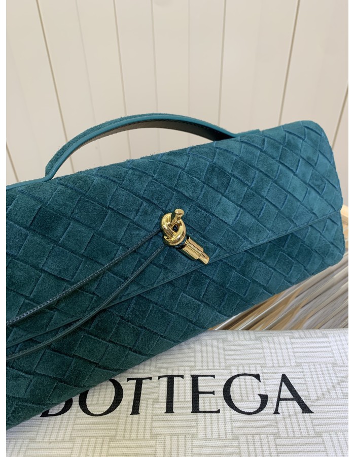 Andiamo Clutch BOTTEGA VENETA