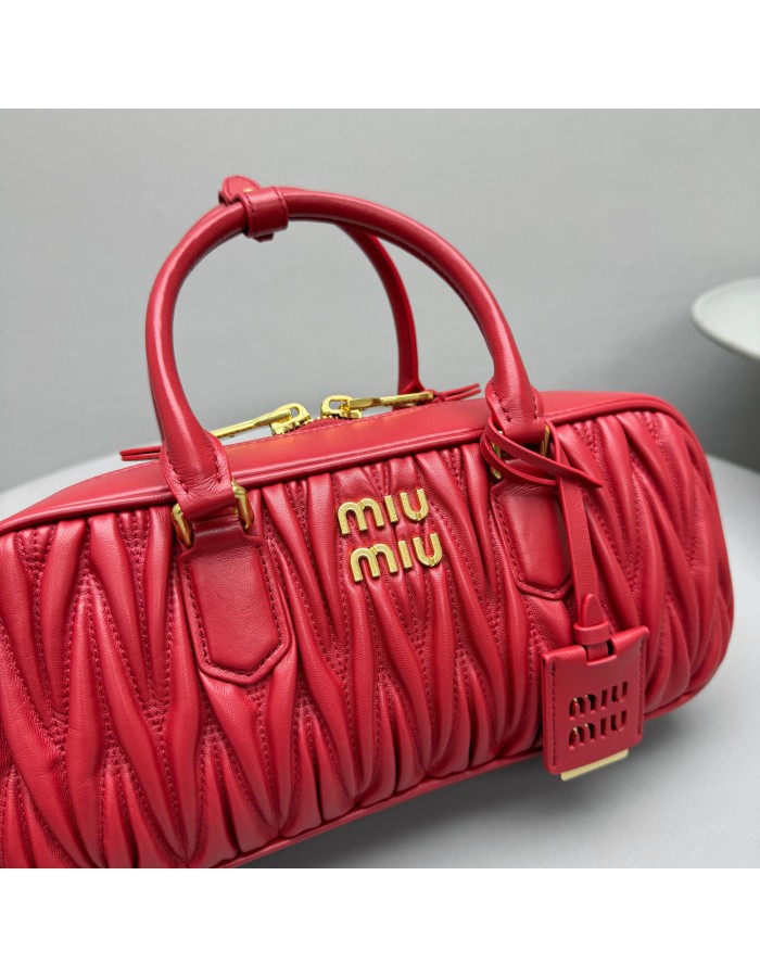Borsa Arcadie in nappa matelassé MIUMIU
