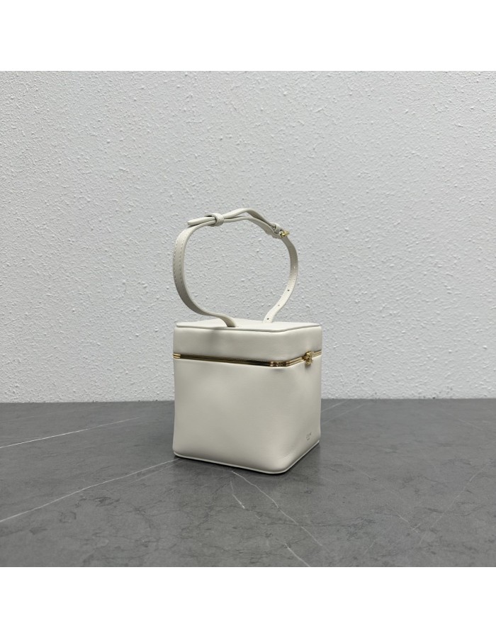 CUBE IN MORBIDA PELLE DI VITELLO CELINE