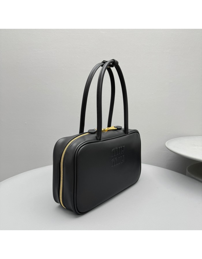 Borsa Beau in pelle MIUMIU