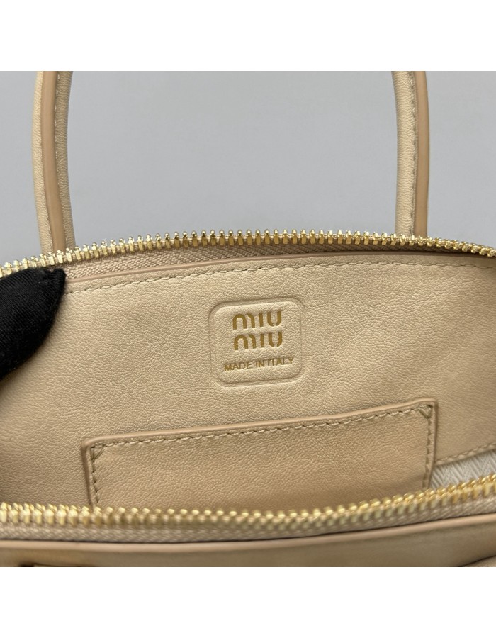 Mini borsa Aventure in nappa MIUMIU