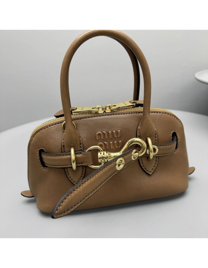 Mini borsa Aventure in nappa MIUMIU