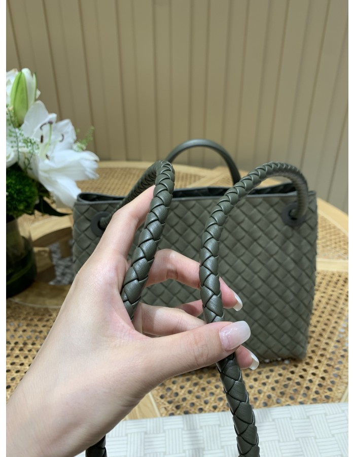 Andiamo BOTTEGA VENETA