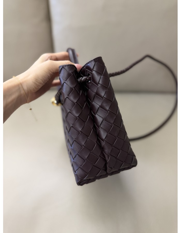 Andiamo piccola BOTTEGA VENETA
