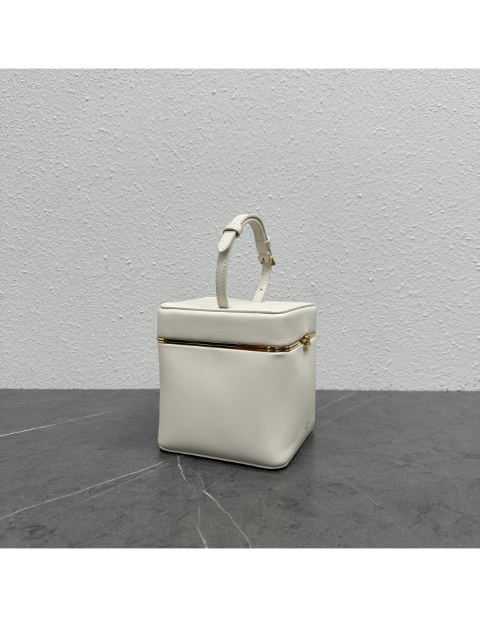 CUBE IN MORBIDA PELLE DI VITELLO CELINE