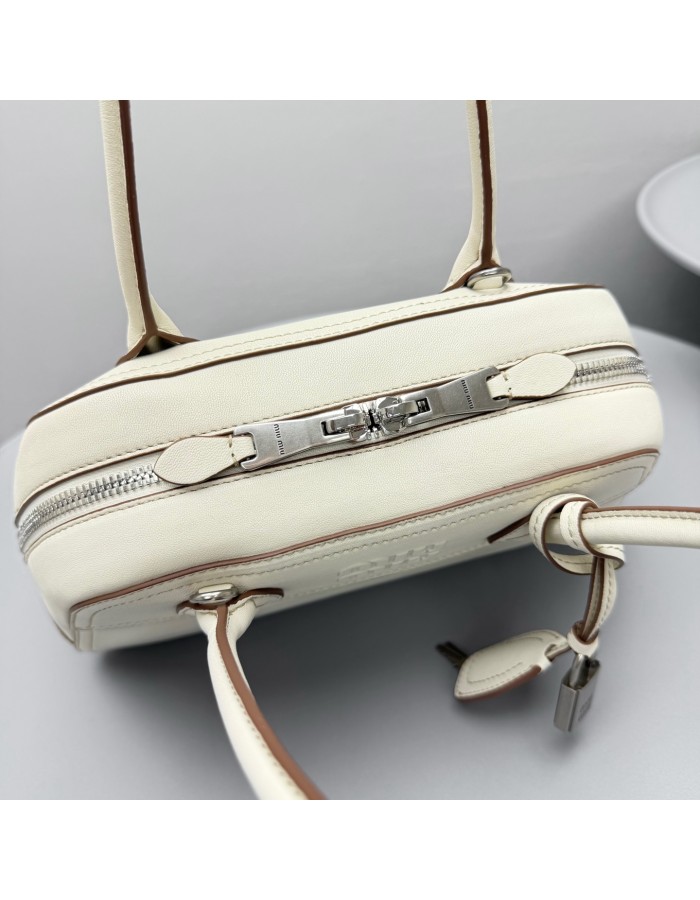Borsa Vivant in nappa MIUMIU