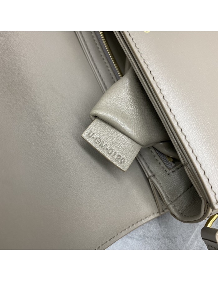 Borsa Teen Triomphe in pelle di vitello lucida CELINE
