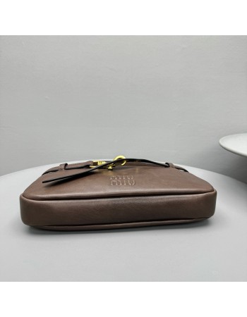 Borsa Aventure in nappa MIUMIU
