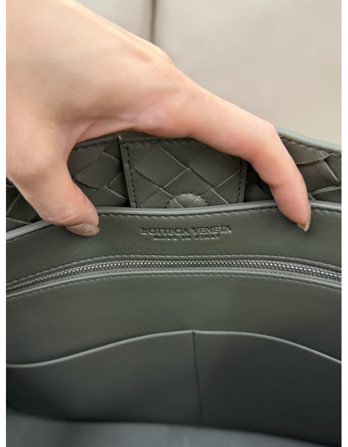 Andiamo BOTTEGA VENETA
